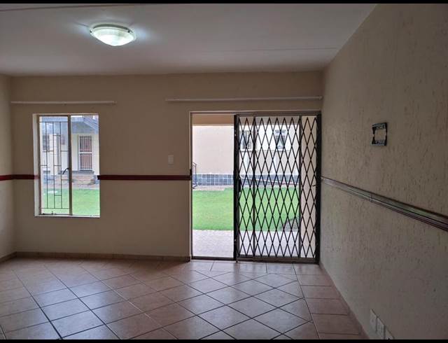 2 BEDROOM PROPERTY TO RENT IN DALPARK EXT 1