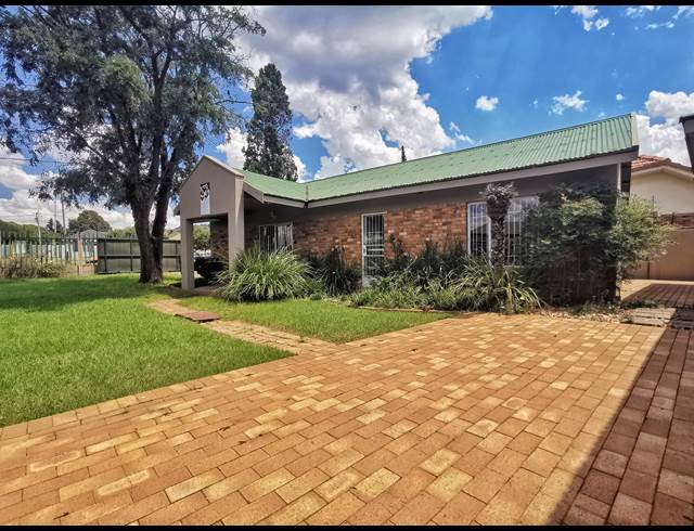 350M² OFFICE TO LET IN FRANKLIN ROOSEVELT PARK