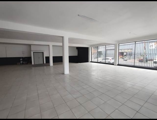 2,400M² RETAIL TO LET IN MAITLAND