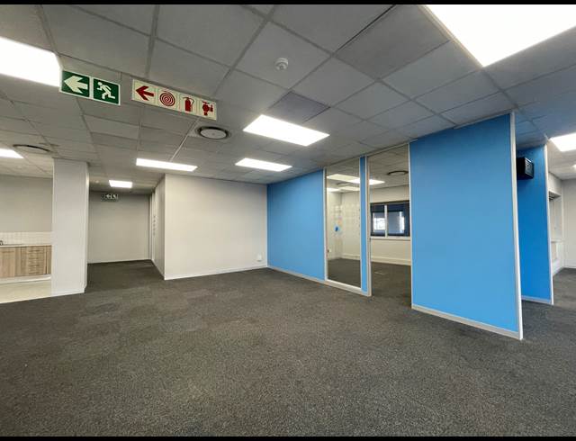 594M² OFFICE TO LET IN SANDTON CENTRAL