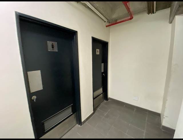 2,019M² STORAGE UNIT TO LET IN CAPE TOWN CITY CENTRE