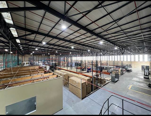 7,487M² WAREHOUSE TO LET IN STRIJDOMPARK
