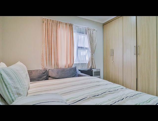 1 BEDROOM APARTMENT TO LET IN UMHLANGA RIDGE