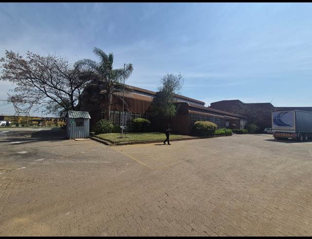 13,500M² WAREHOUSE TO LET IN ALRODE SOUTH