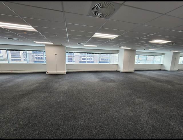 450M² OFFICE TO LET IN CAPE TOWN CITY CENTRE