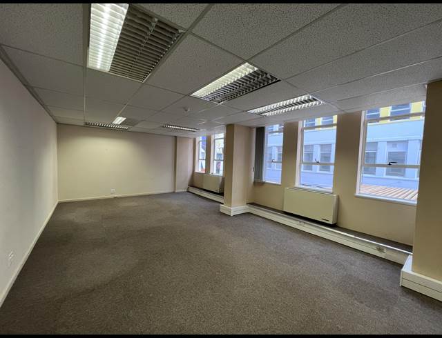 58M² OFFICE TO LET IN CAPE TOWN CITY CENTRE