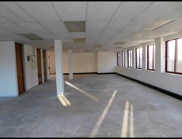 560M² OFFICE TO LET IN RANDBURG CENTRAL