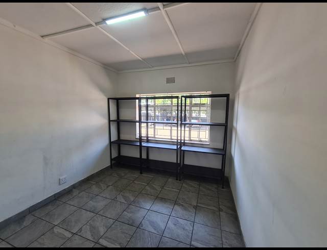9M² OFFICE TO LET IN VANDERBIJLPARK SW 5