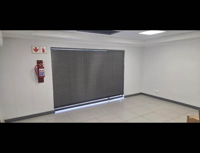 173M² OFFICE TO LET IN SONHEUWEL