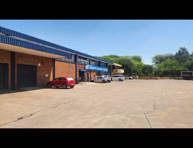 1,350M² WAREHOUSE TO LET IN GEZINA