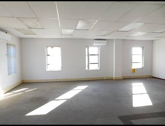 390M² OFFICE TO LET IN RANDBURG CENTRAL