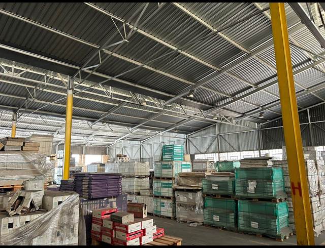 3,896M² WAREHOUSE TO LET IN ANDERBOLT