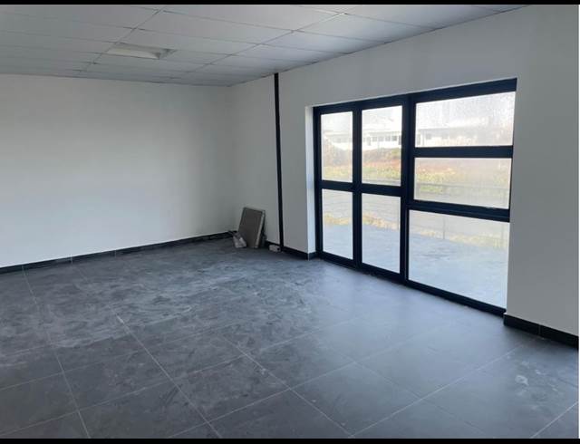 189M² OFFICE TO LET IN CAPRICORN