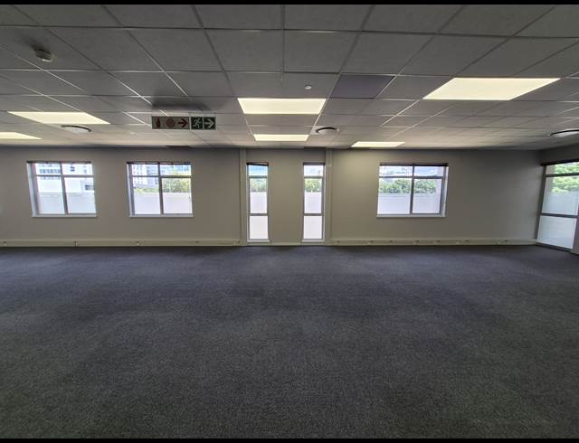 325M² OFFICE TO LET IN SANDTON CENTRAL