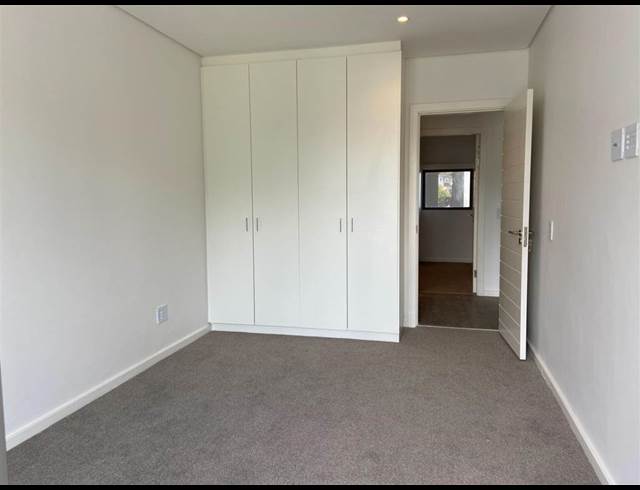 2 bed property to rent in KENILWORTH