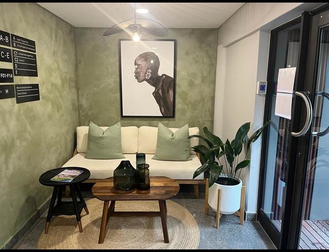 32M² OFFICE TO LET IN BALLITO CENTRAL