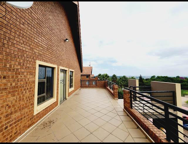 753M² OFFICE TO LET IN NORTH RIDING
