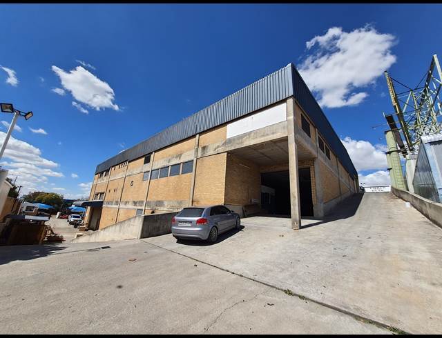 2,000M² WAREHOUSE TO LET IN BENROSE