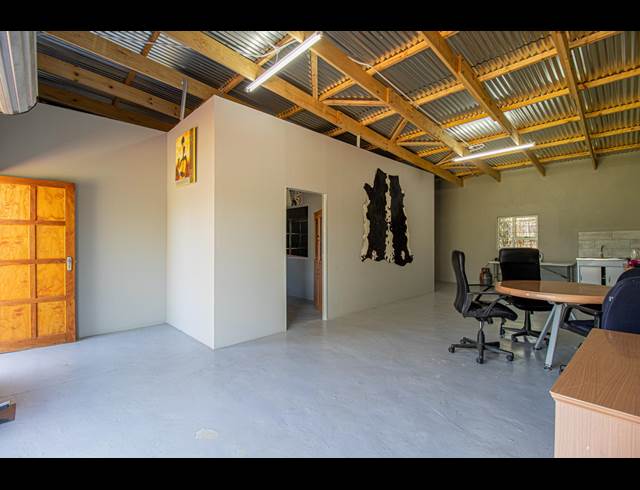 80M² MINI FACTORY TO LET IN AUSTIN VIEW