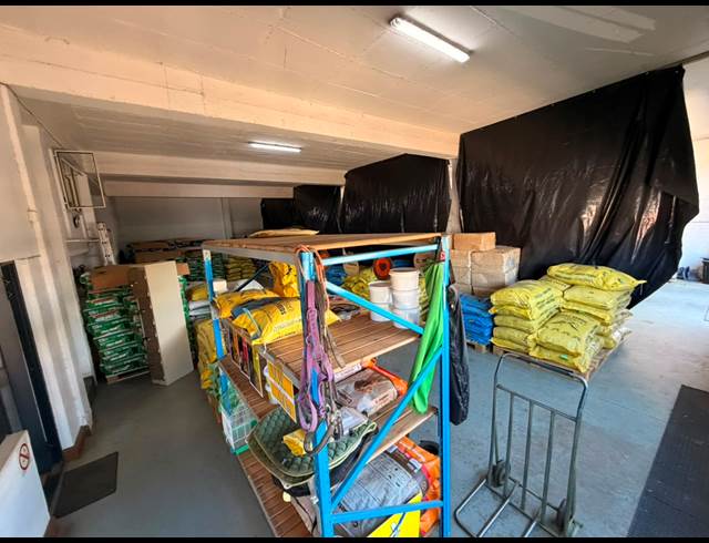 300M² WAREHOUSE TO LET IN MALMESBURY INDUSTRIA