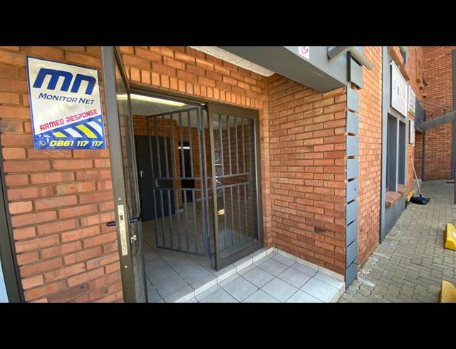 271M² WAREHOUSE TO LET IN HENNOPSPARK