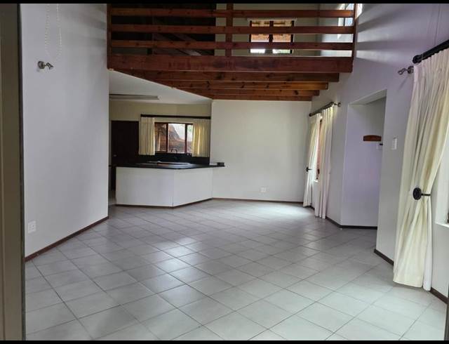 3 BEDROOM PROPERTY TO RENT IN SUNNINGHILL