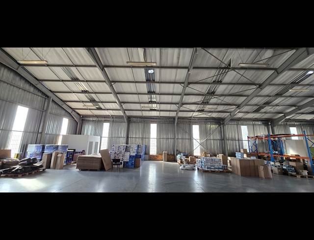 630M² WAREHOUSE TO LET IN MULDERSDRIFT
