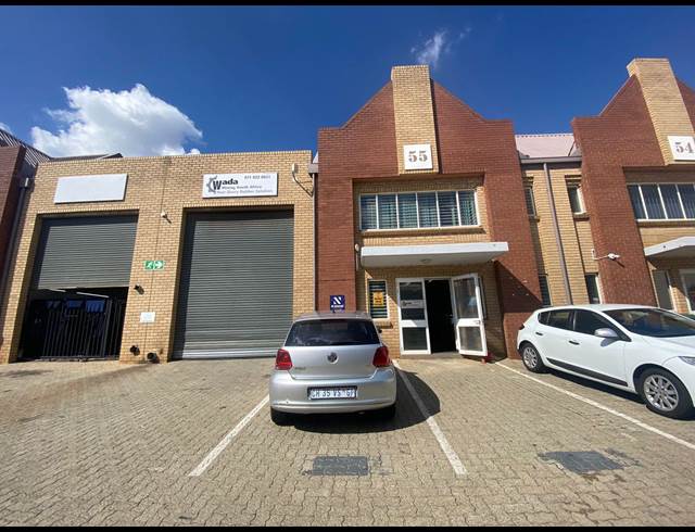 189M² WAREHOUSE RENTED IN SUNNYROCK