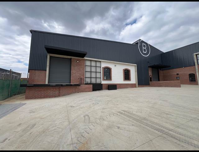 2,991.68M² WAREHOUSE TO LET IN RIVERSANDS