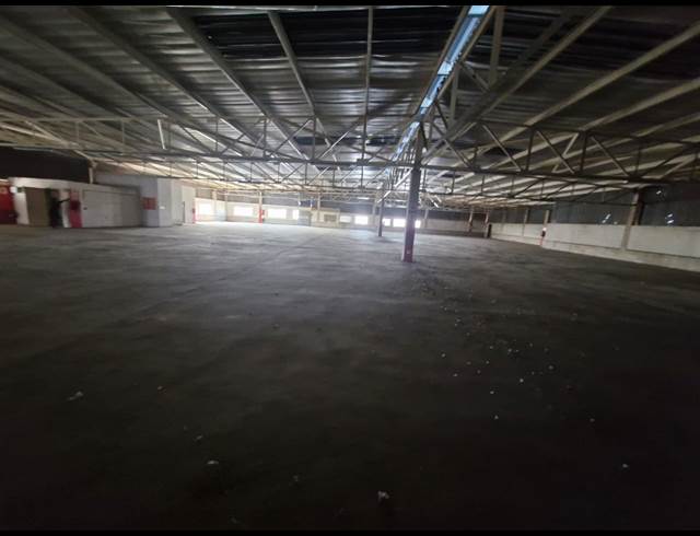 1,500M² WAREHOUSE TO LET IN BENROSE