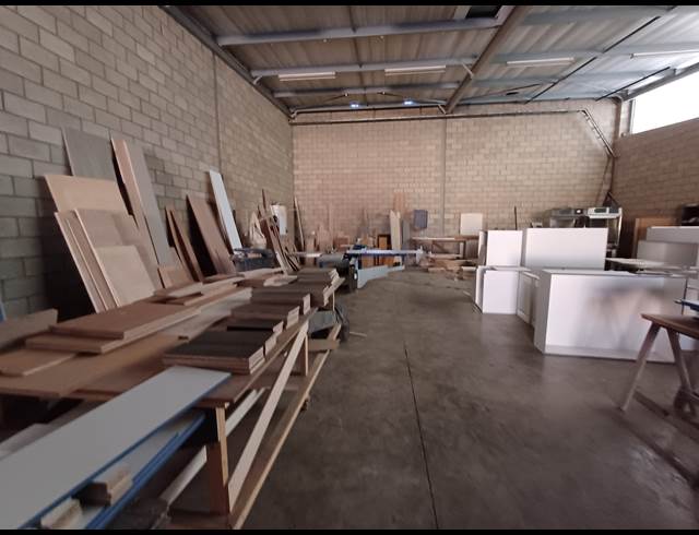 266M² MINI FACTORY TO LET IN KYA SANDS