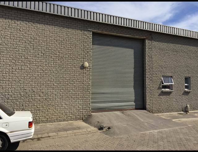 220M² WAREHOUSE TO LET IN ATHLONE INDUSTRIAL