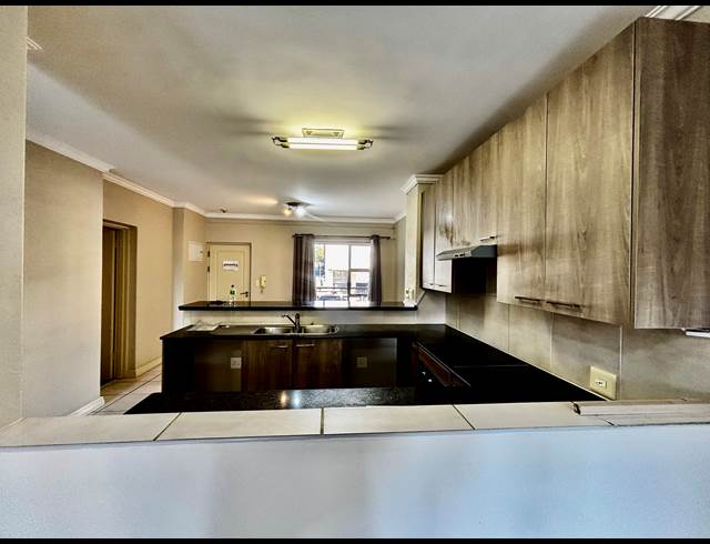 2 BEDROOM APARTMENT TO LET IN SANDTON CENTRAL