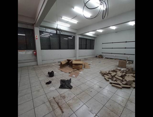 250M² WAREHOUSE TO LET IN MARSHALLTOWN
