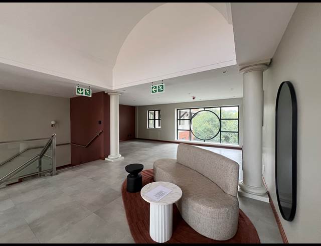 478M² OFFICE TO LET IN HYDE PARK