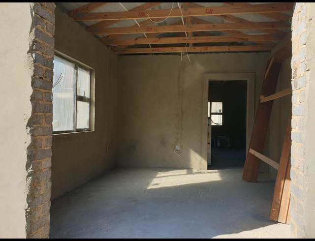 140M² OFFICE TO LET IN LAMBTON