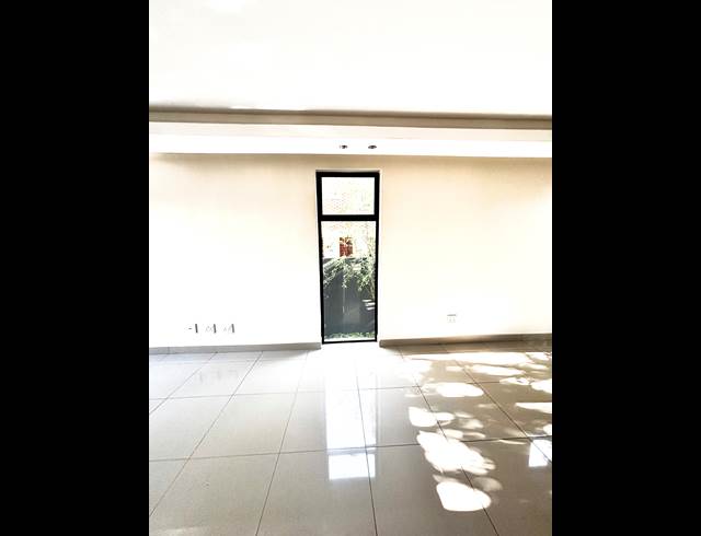 2 BEDROOM APARTMENT TO LET IN PARKMORE