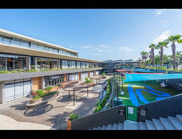 20.30M² RESTAURANT TO LET IN PORT ZIMBALI