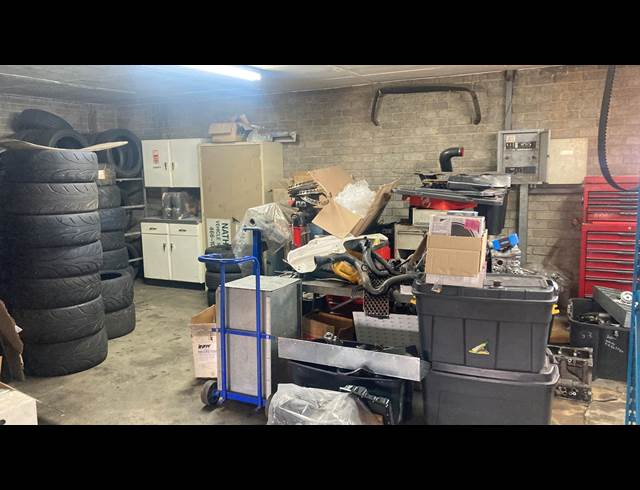 868M² WAREHOUSE TO LET IN KYALAMI