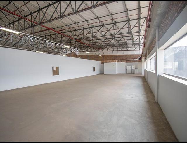 3,227M² WAREHOUSE TO LET IN POMONA AH