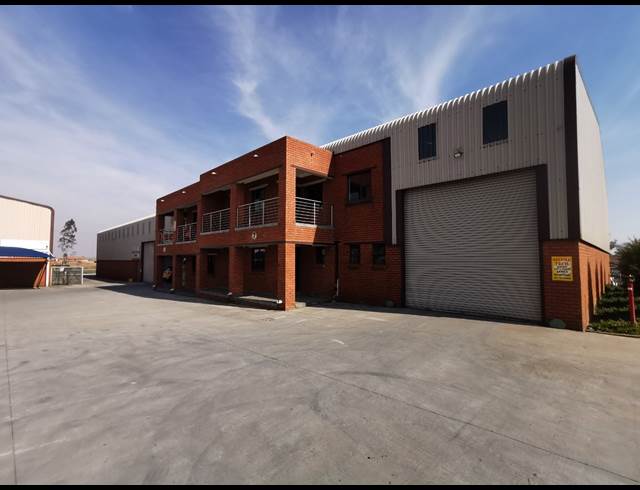 530M² WAREHOUSE TO LET IN BOKSBURG SOUTH