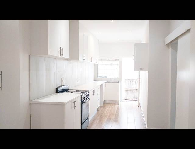 2 bed property to rent in SCHOTSCHE KLOOF