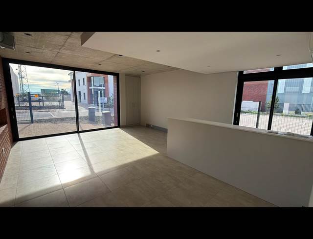 305M² WAREHOUSE TO LET IN STONEWOOD SECURITY ESTATE