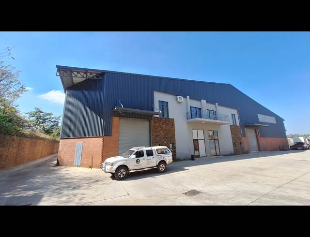 465M² WAREHOUSE TO LET IN COSMO BUSINESS PARK