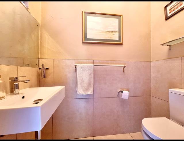 4 BEDROOM TOWNHOUSE RENTED IN SANDOWN