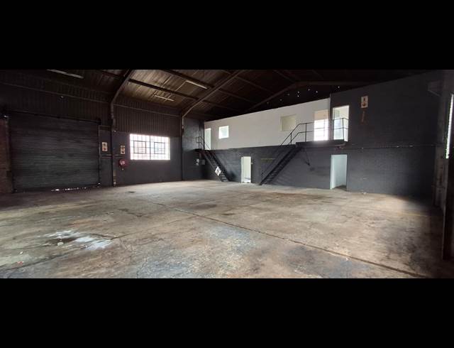 338M² BUSINESS TO LET IN BENONI SOUTH