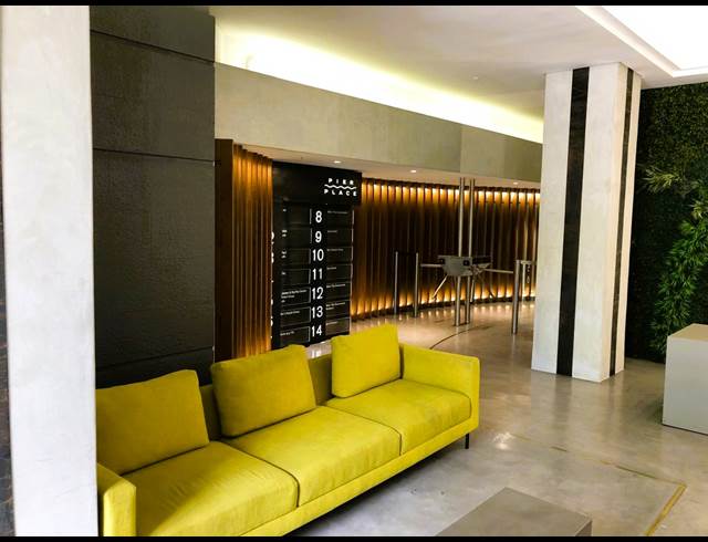 1,012M² OFFICE TO LET IN FORESHORE