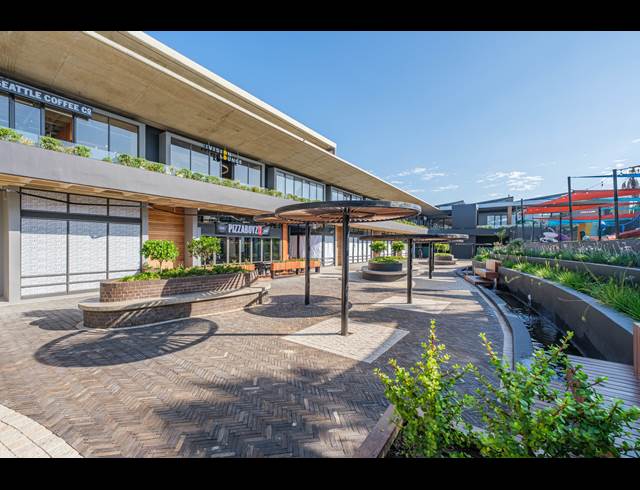 20.30M² RESTAURANT TO LET IN PORT ZIMBALI