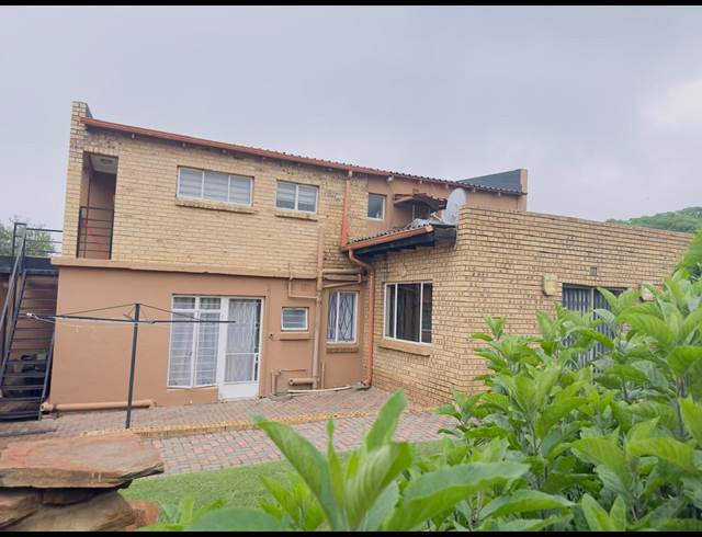 2 bed property to rent in CHRISVILLE