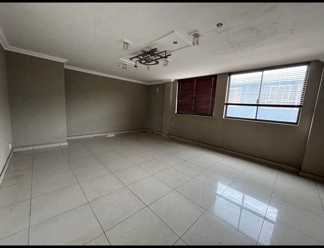 6,600M² WAREHOUSE TO LET IN INDUSTRIA WEST
